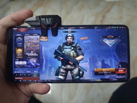 穿越火线怎么自动瞄准